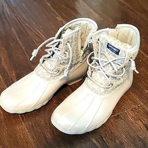 Girls Sperry Rainboots